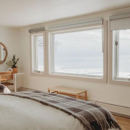 Beach House In Niagara Wainfleet Exterior photo