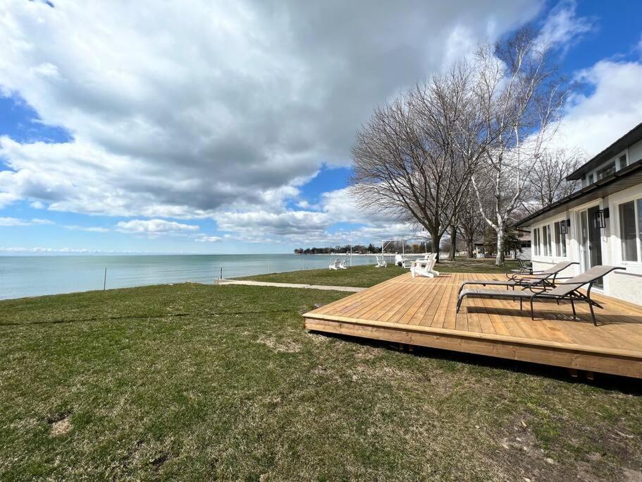Beach House In Niagara Wainfleet Exterior photo
